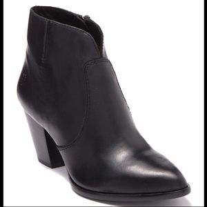 nordstrom rack frye boots women's